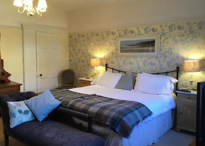 Lee-Side B&B